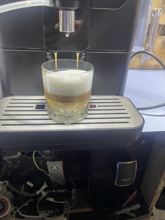 Кофемашина кофеварка saeco royal OTC