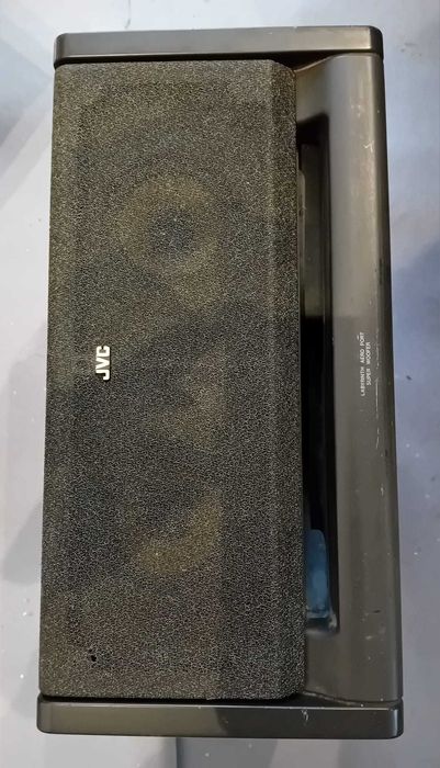 JVC LABYRINTH Aero port super woofer monitor
