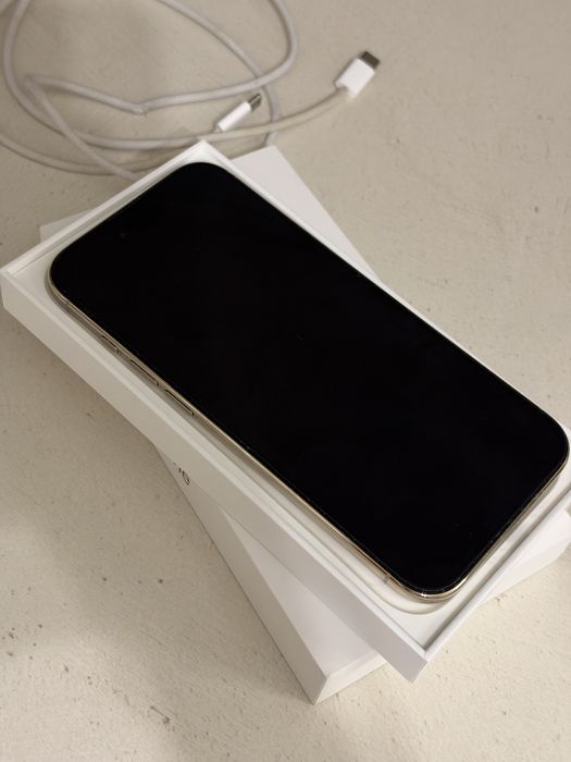 Айфон 17 air Gold 512 gb е-sim