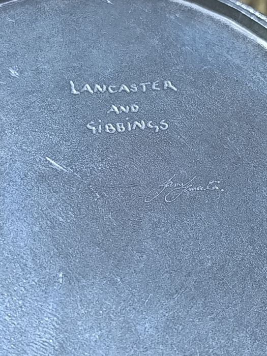 Вінтажна олов'яна шкатулка Lancaster & Gibbings Англія