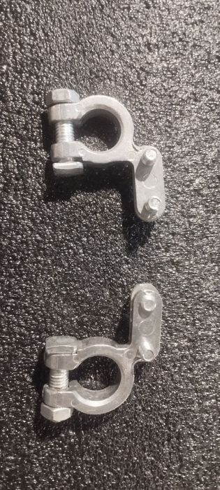 Клеми акумуляторні