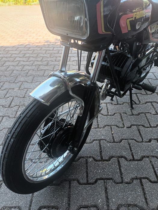 Vendo motorizada em estado novo em estado novo