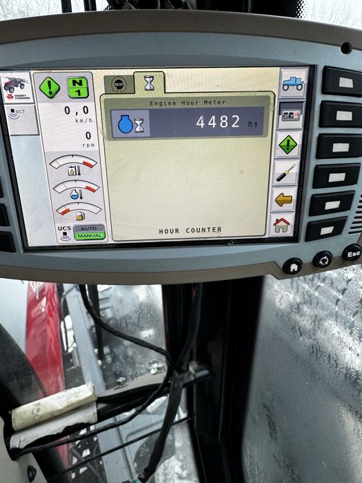 Обприскувач самохідний оприскувач Massey Ferguson 9335