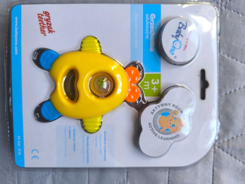 grzechotka niemowlęca "3+"   -  nowa