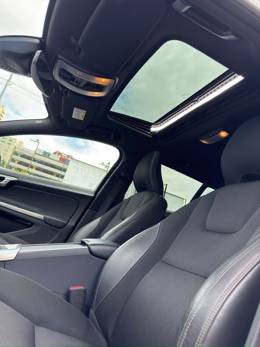 Volvo V60 Facelift D4 2.0 Diesel 181 к.с. Автомат Aisin