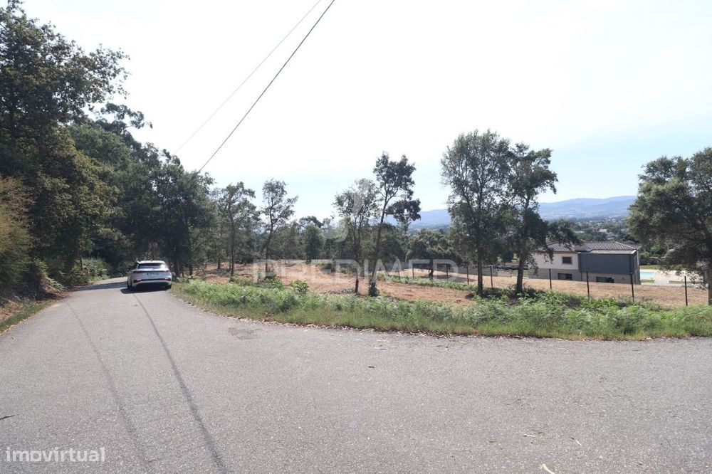 Aqui nasce o seu lar. — Lage, Braga