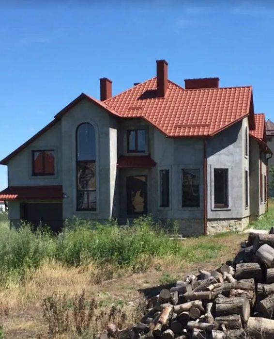 Продаж 3 пов. будинку з гаражем і діл. 16 соток, 525 кв. м, Смиківці