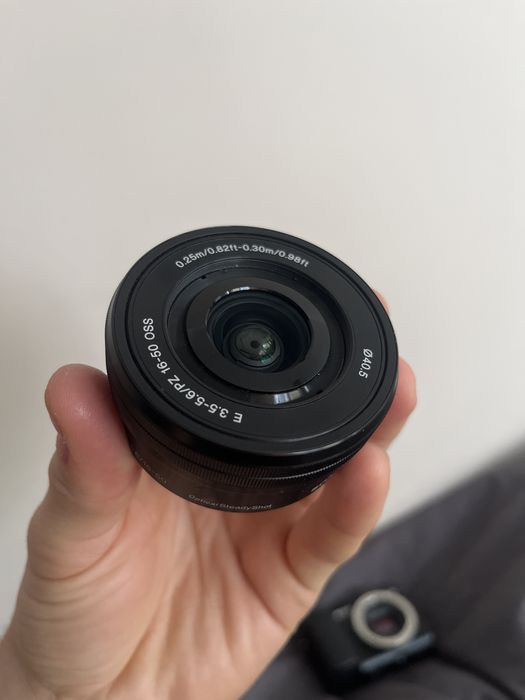 Sony 16-50 kit lens