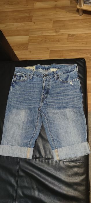 Abercrombie&Fitch męskie krótkie spodenkii