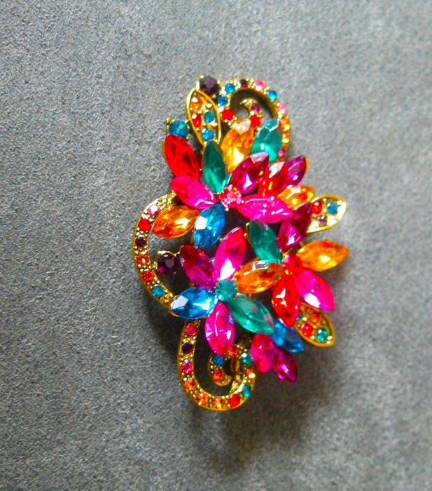 Alfinete / Broche / Pregadeira Flor Colorida NOVO