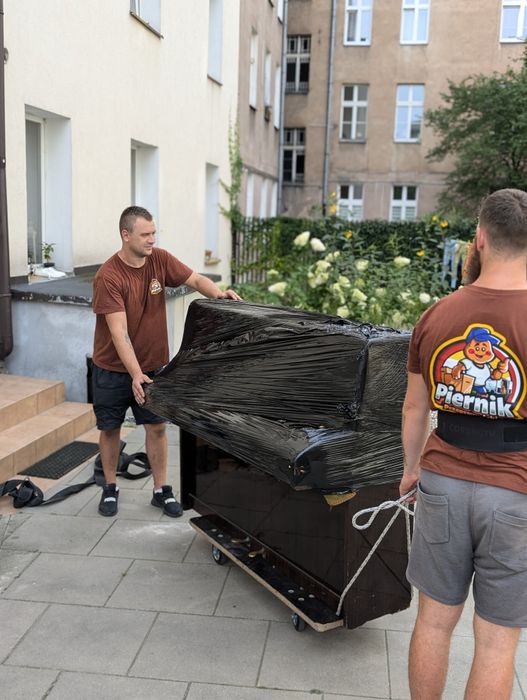 Przeprowadzki Toruń Transport Mebli Bagażówka Magazynowanie Usługi Schodołazem Towarowym