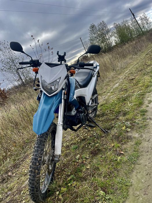 Мотоцикл геон 202