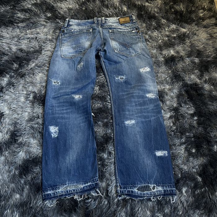 Disstrssed jeans opium archive