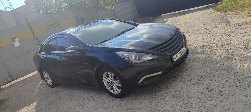 Hyundai Sonata YF