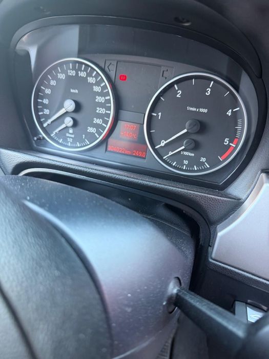 Продам BMW E91  2.0d