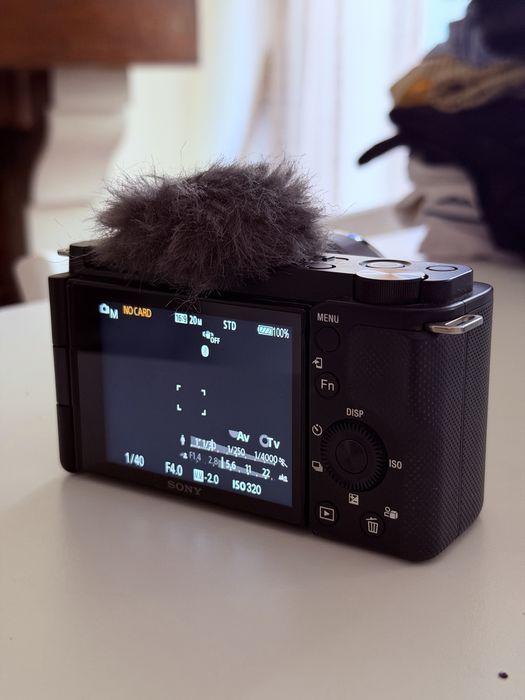 Camera Sozy ZVE10