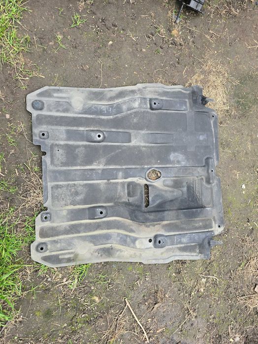 płyta pod silnik podłoga Megane 4 , Megane 4 lift