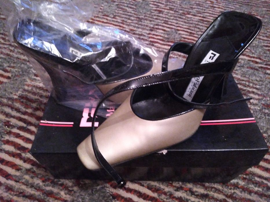 Босоніжки закриті Marino Fabiani