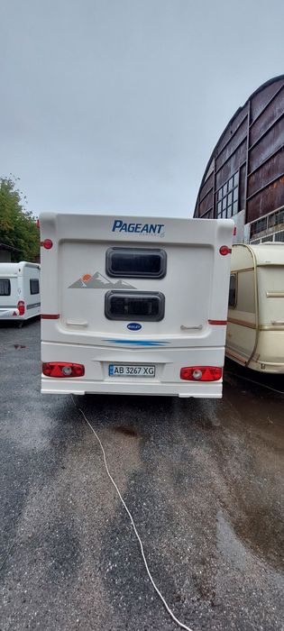 каравани  будинок на колесах кемпінг автодом причіп дача