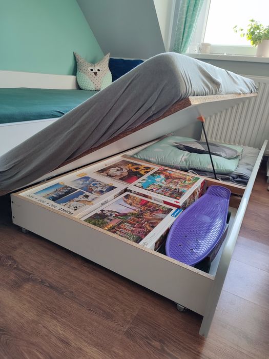 Łóżko podwójne 180x80 ze schowkiem