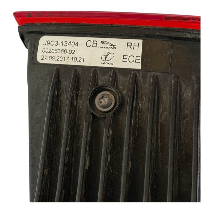 Prawa Lampa Tylna LED (w błotnik) | Jaguar E-PACE | Europa