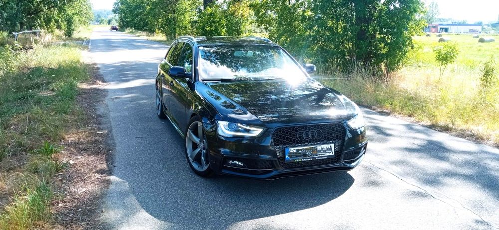 Audi a4 b8 S-Line Navi Klima Odpinany hak
