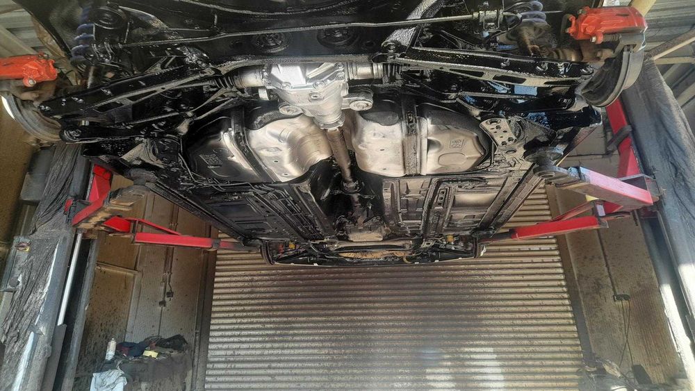 Konserwacja podwozia bez utraty gwarancji, piaskowanie, serwis