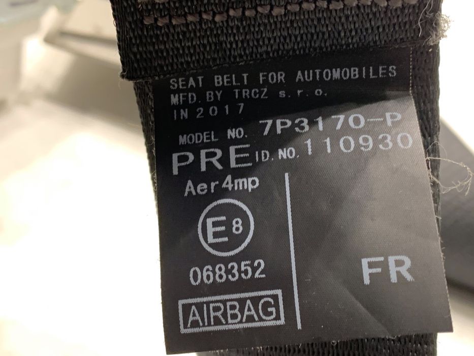 PAS BEZPIECZEŃSTWA PRAWY PRZÓD TOYOTA AURIS II 7P3170 13-18