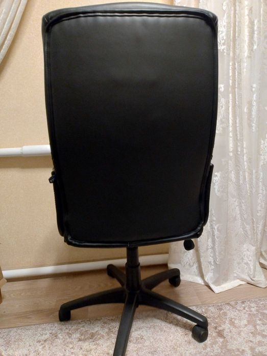 Крісло компютерне