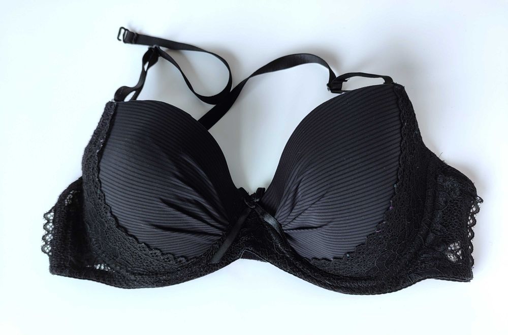 Stanik Gorteks 70 C czarny