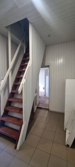 Продається комерційне приміщення. Ринок.