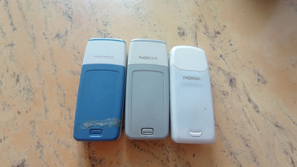 Обміняю лот мобільних телефонів.