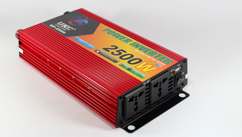 Преобразователь напряжения инвертор 12-220V 1000W 2000W перетворювач