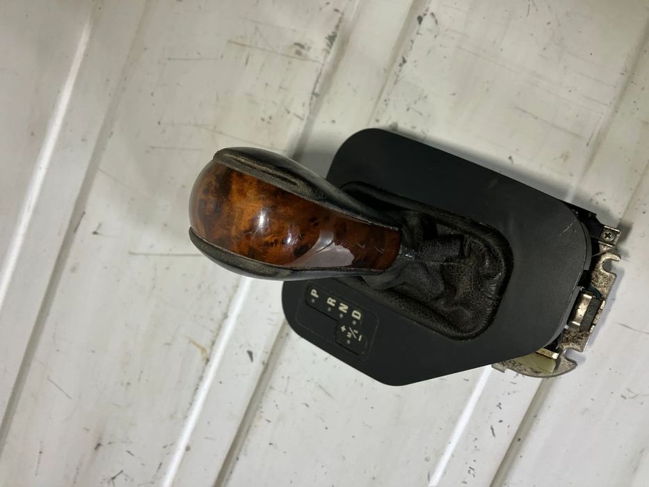 LEWAREK ZMIANY BIEÓW BMW E39 AUTOMAT DREWNO SKÓRA WYBIERAK GAŁKA M52TU 2.8