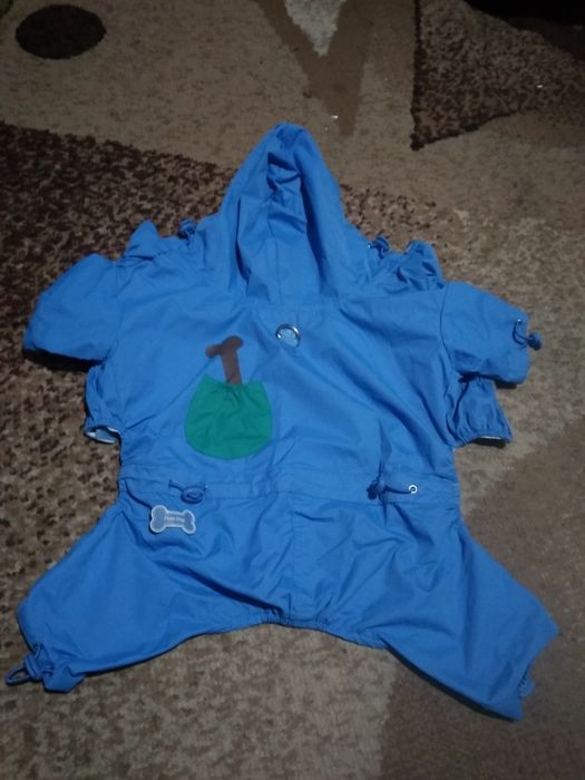 Продам одежду для собак.