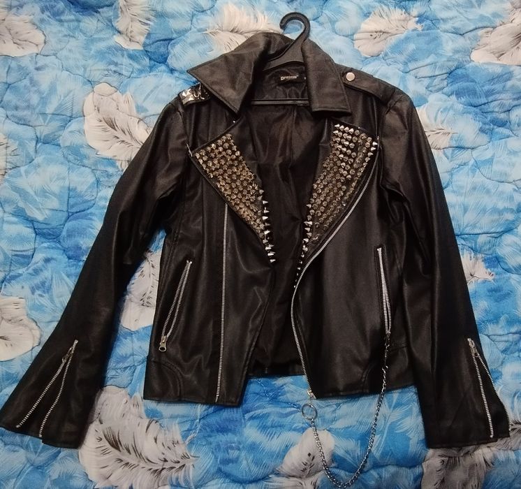 Кожаная косуха, рок, панк, с шипами