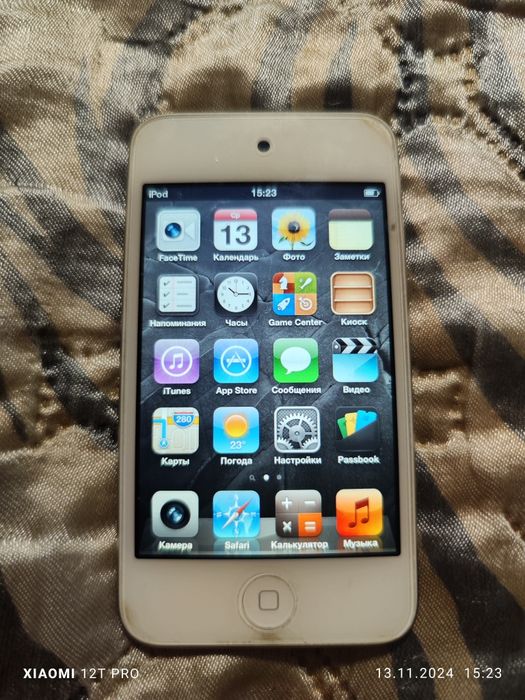 Продам плеер iPod  8 g