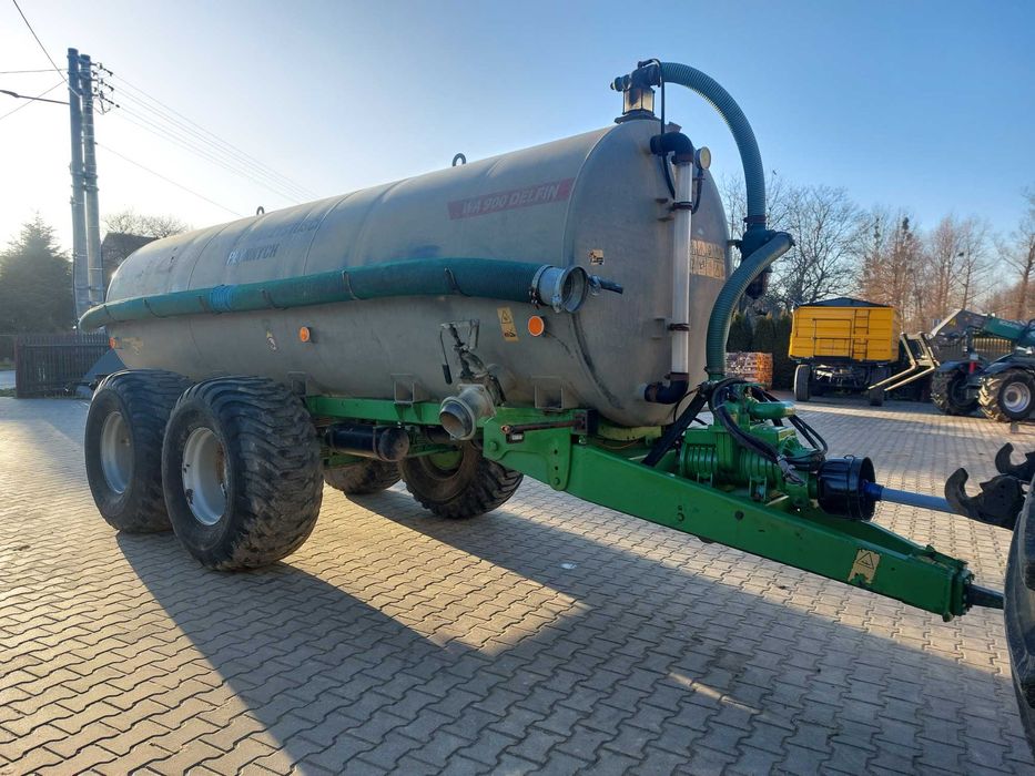 Wóz asenizacyjny beczka