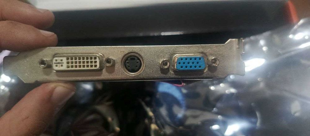 Відеокарта NVIDIA Quadro NVS 290 256mb PCI-Ex DDR2 64bit (DMS-59)