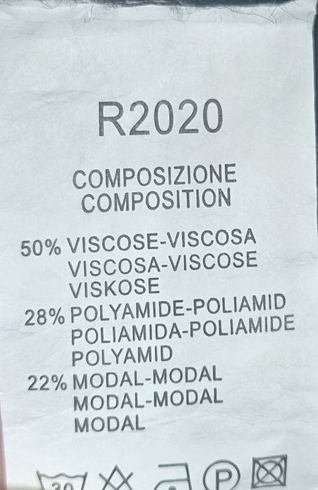 Czarny wiskozowy półgolf damski