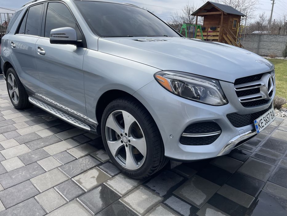 Продам Mercedes GLE 300d