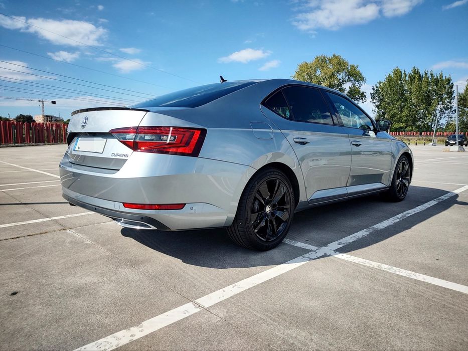 Skoda Superb 2.0 TDI Sportline — photo 3