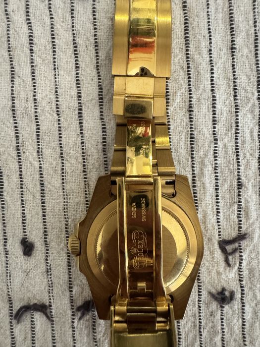 Rolex GMT-Master II – Pulseira Dourada, Mostrador Verde