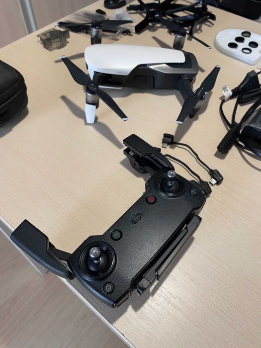 Mavic Air Arctic White