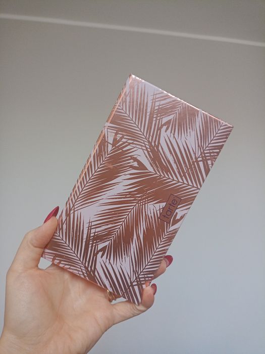 TARTE Clay Play Vol II paleta multifunkcyjna cienie róż bronzer rozśw