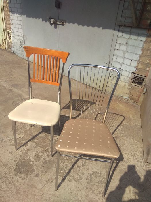 Продам стулья б/у.