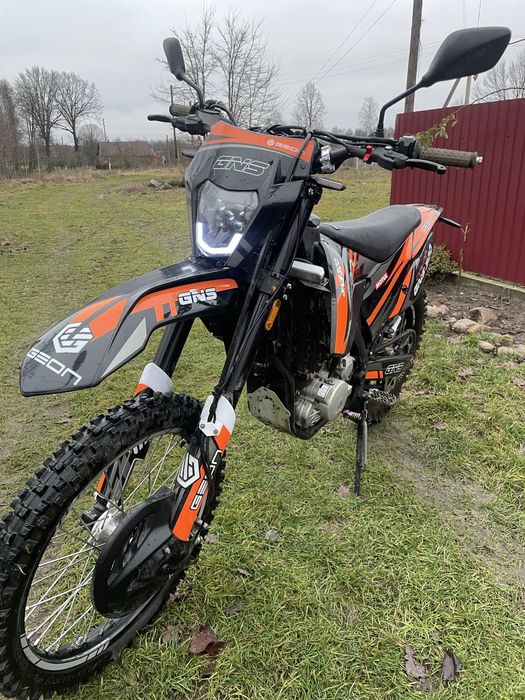 Продам мотоцикл geon gns 300