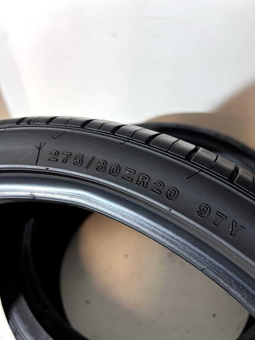 Pneus Minerva Radial F205 - 275/30/20 - Como NOVOS