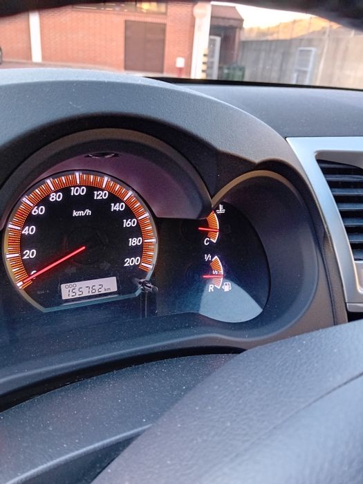 Toyota Hilux 2.5