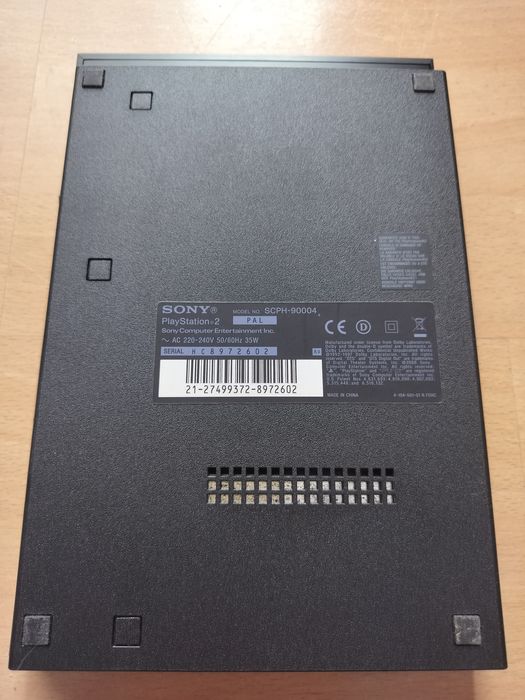 PlayStation 2 Slim + comando + memory card